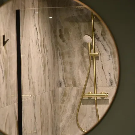 Volupté - L0ve R00m By Prim0 C0nciergerie