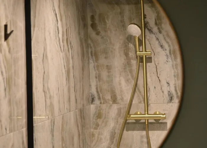 Volupté - L0ve R00m By Prim0 C0nciergerie